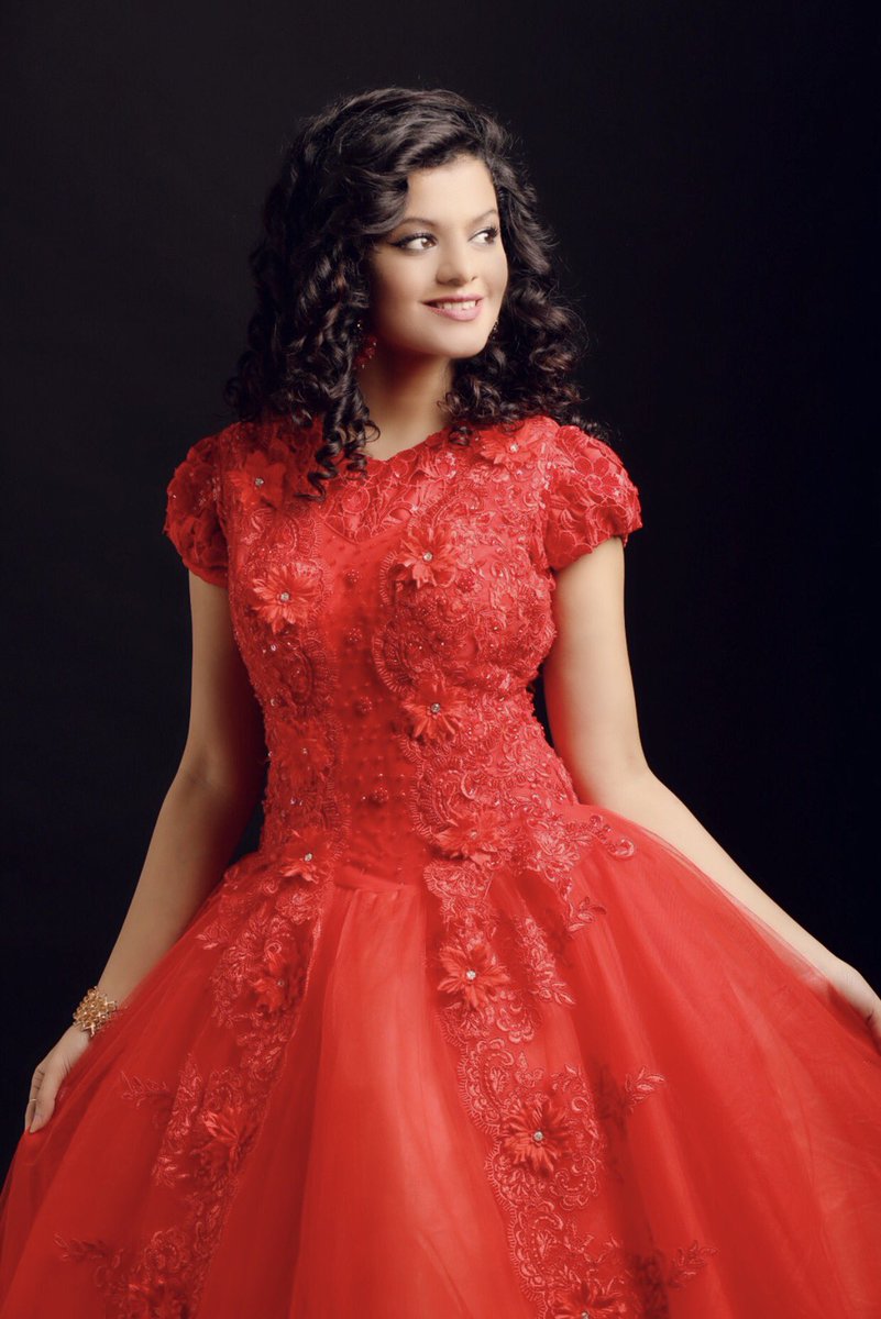 palakmuchhal3's tweet photo. #NewProfilePic https://t.co/wbMk5YPpqy