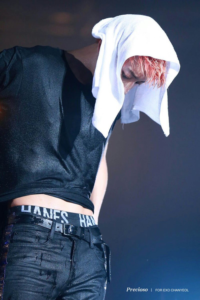 จงอวยชานยอลให้มากกว่าที่พี่เขาอวยตัวเอง tweet media