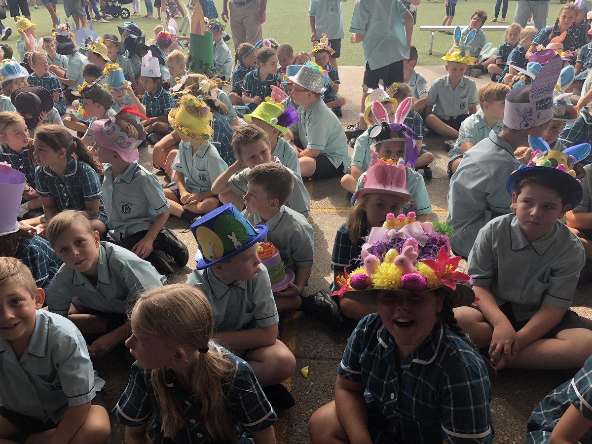 year3wattle's tweet photo. Easter Hat Parade! 🐣 https://t.co/QZMsTPTepY