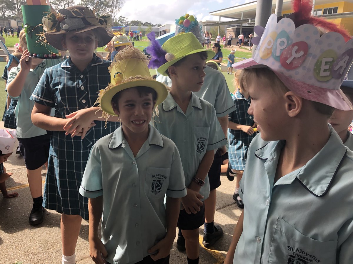 year3wattle's tweet photo. Easter Hat Parade! 🐣 https://t.co/QZMsTPTepY