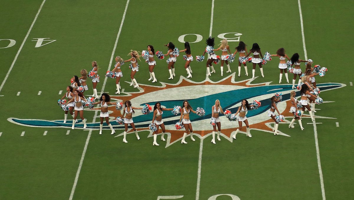 zesty_dolphins's tweet photo. Miami Dolphins can find a franchise quarterback outside of round one https://t.co/sMB2swJdvd https://t.co/NGiVCosKqJ
