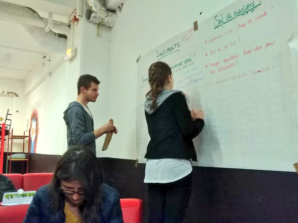 [SEDD]
Open boutique au foy's!
Au programme thés, café gratuits et mur à idées ! ☕
🌿🌿