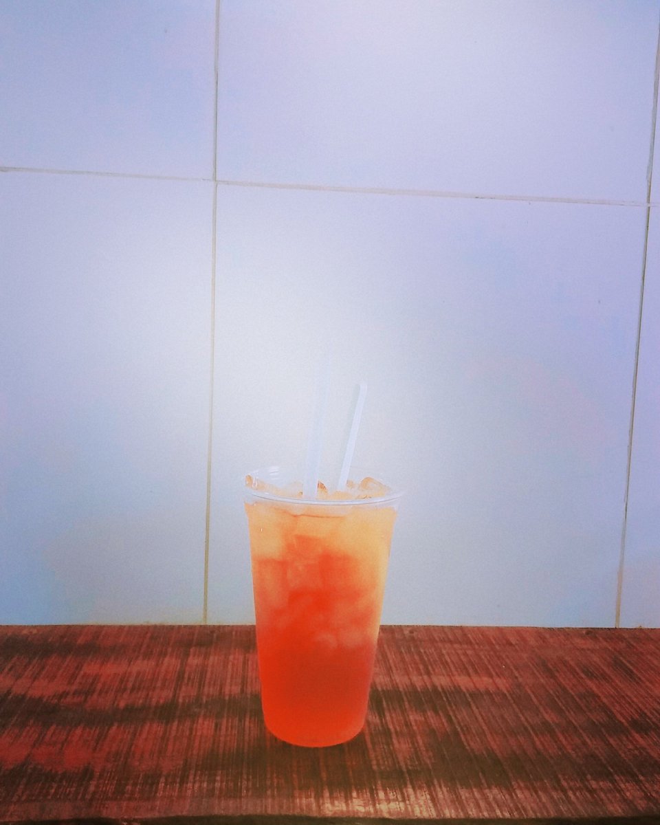 TT2044's tweet photo. When i'm alone😊 https://t.co/VOvbg0nPTn