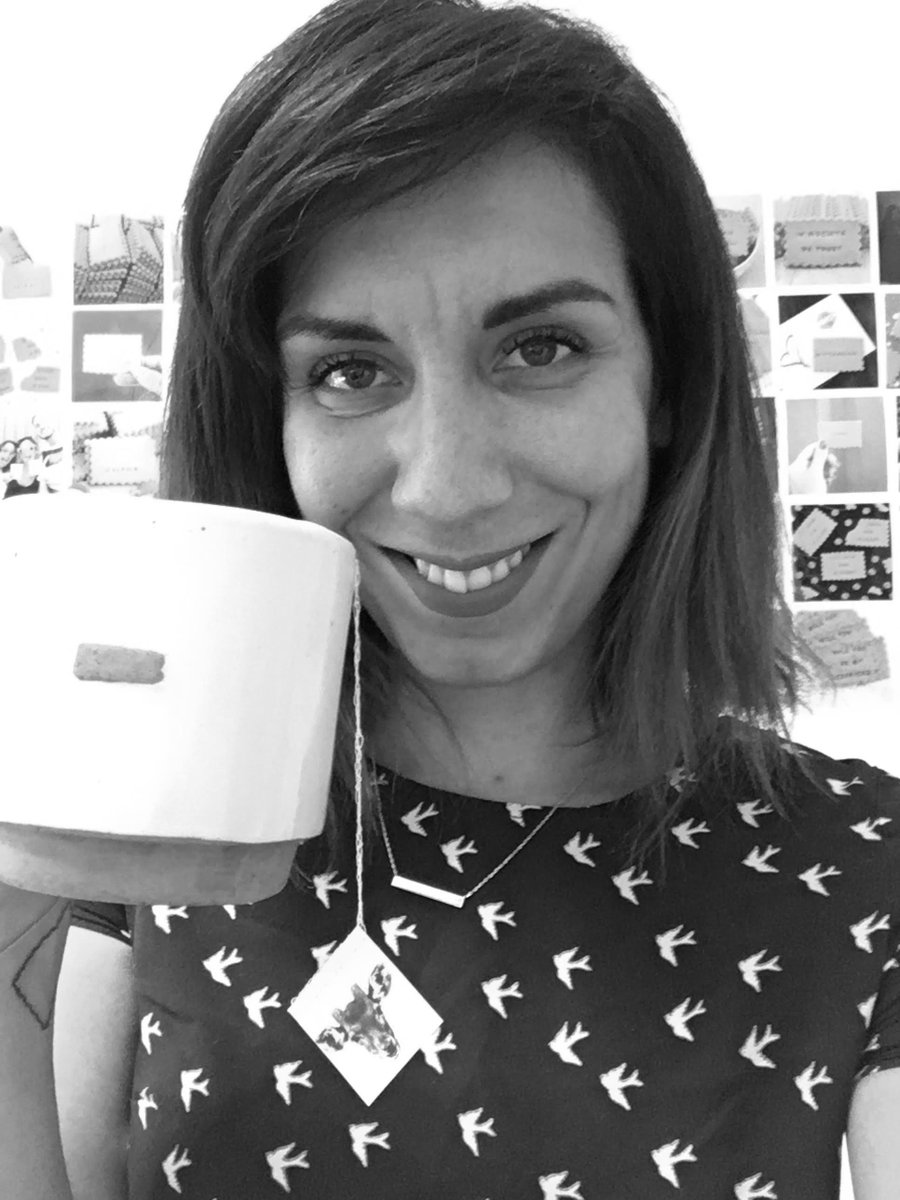 Elle a goûté <a href="/LebeautheParis/">Marcellin Pelhate ✊ 🇫🇷 Le Beau Thé</a> - On a posé 19 questions a <a href="/shantybiscuits/">Shanty Biscuits 🍪</a>  

L'interview c'est ici -> bit.ly/2H4Wlfl 
Poke dans l'ITW : <a href="/sevgregoire/">severine gregoire</a> <a href="/jeanimbert/">Jean Imbert</a> <a href="/Singles_Swag/">SinglesSwag</a> <a href="/sarcasmonly36/">Sarcasm Only</a> 
#foodTech #startup #Food #shanty #TheFamily #interview