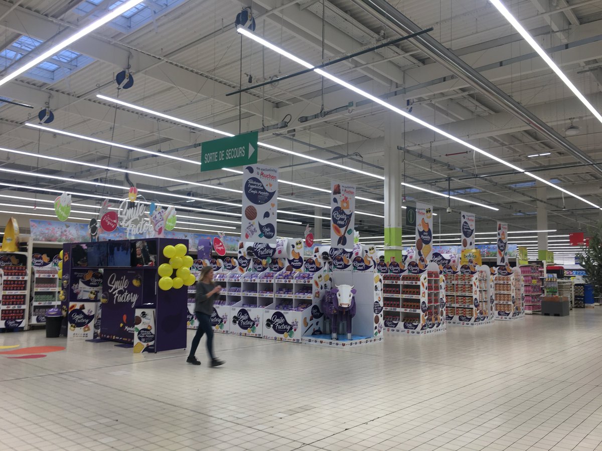 La Smile Factory <a href="/MDLZ/">Mondelēz Intl</a> revient à Maurepas ! 116m² de sourires, de bonne humeur et de biscuits, que demander de plus ? 😀😜 #experientall #Mondelez #Smilefactory