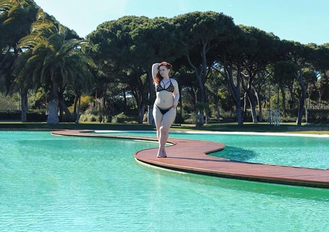 wolfandwhistle's tweet photo. How dreamy is that pool and how dreamy is @grassntitties 😍🌊 Wearing the Goldie bikini. We're loving that chain detail ⛓️
.
.
.
.
.
.
#swimwear #bikini #chainbikini #poolside #travel https://t.co/YbpHudgjLE https://t.co/oaZ1UPAKAu