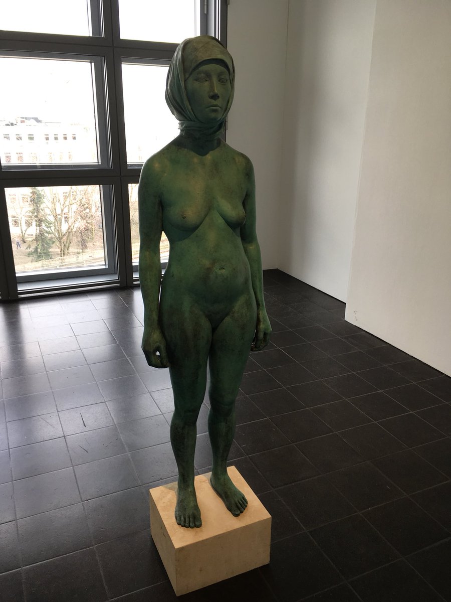 TAltgeld's tweet photo. #turkishdelights, echt verstörende Plastik von #olafmetzel in der #hamburgerkunsthalle! https://t.co/5tAt8eQFS7