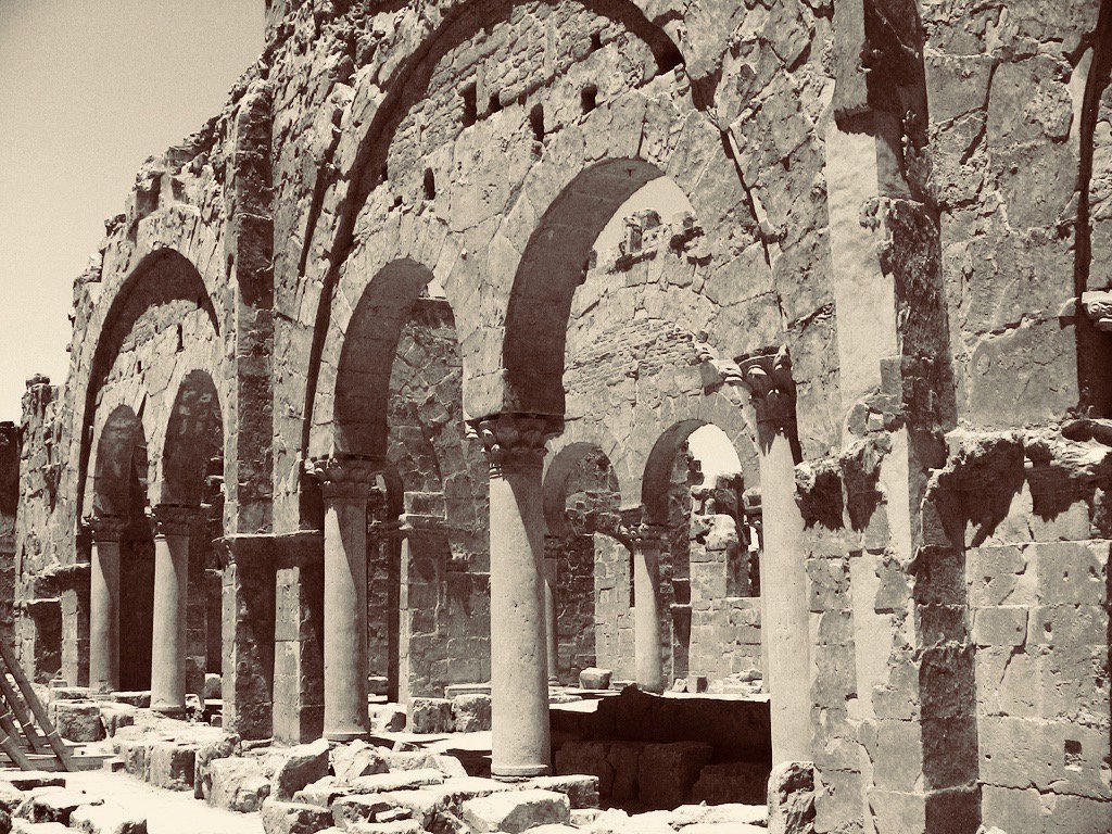 byzanzfreiburg's tweet photo. Johannes Kollwitz was born #otd 1904. Since his friend A. M. Schneider died while traveling with him to #Resafa via #Baghdad #railway between #Antioch and #Aleppo, Kollwitz alone became excavation director of the famous #Byzantine #Pilgrimage center #Sergiopolis since 1952. https://t.co/liCyO8jaxO