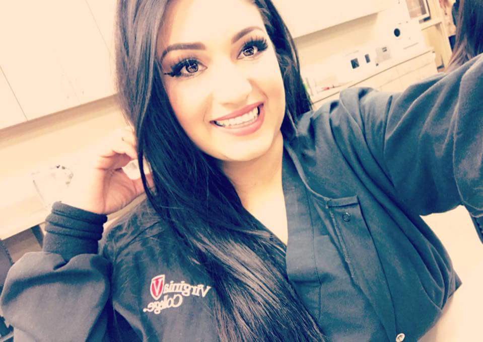 AndyWiliams6's tweet image. 💋💋