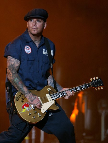Happy Birthday to the one and only Mike Ness 