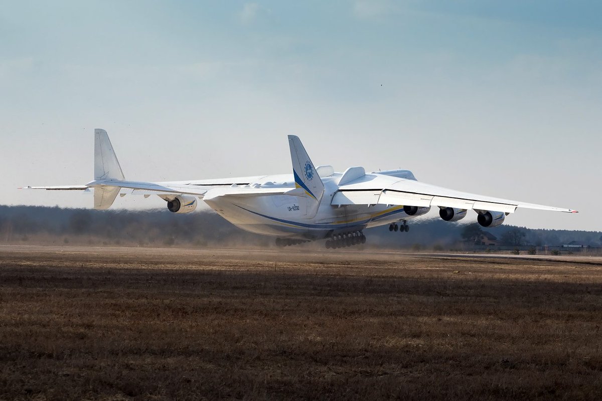 أكبر طائرة في العالم Antonov An-225 Mriya  في مهمة جديدة DZ34FQ8XcAAT3im