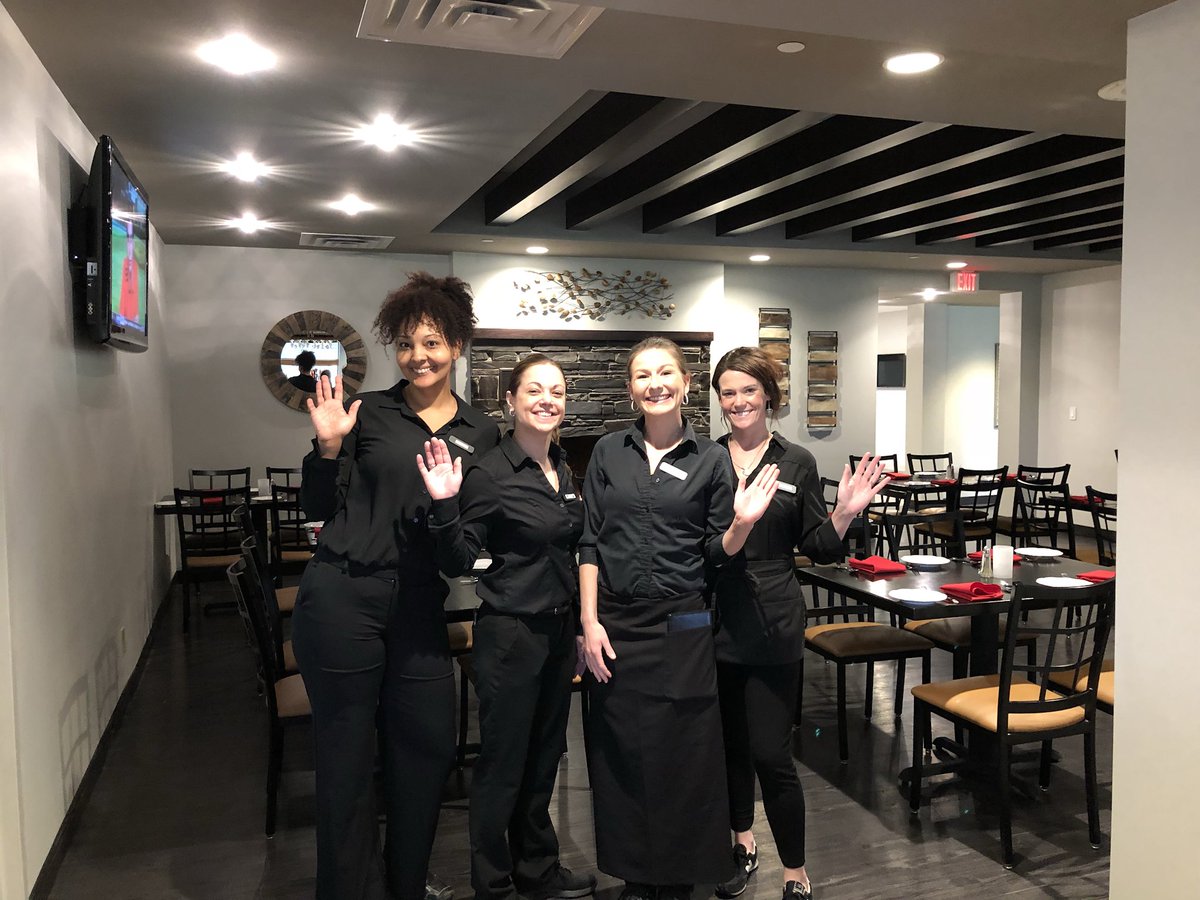 PinehavenCC's tweet photo. Opening day at the Illium Bistro at Pinehaven Country Club. This weeks hours of operation:
Tuesday - Thursday 1:00 until 7:00
Friday 1:00 until 8:00
Saturday - Sunday 12:00 until 8:00 https://t.co/utbFBsDOKk