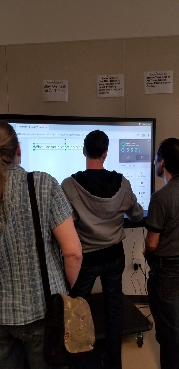 DavidOrona17's tweet photo. San Leandro teachers practicing polling with @ClassFlow Instant Whiteboard at last Friday's PD Day! #SLUSDPromthean #classflowlove #learnpromethean @learnpromethean https://t.co/Gtot5oZHiX