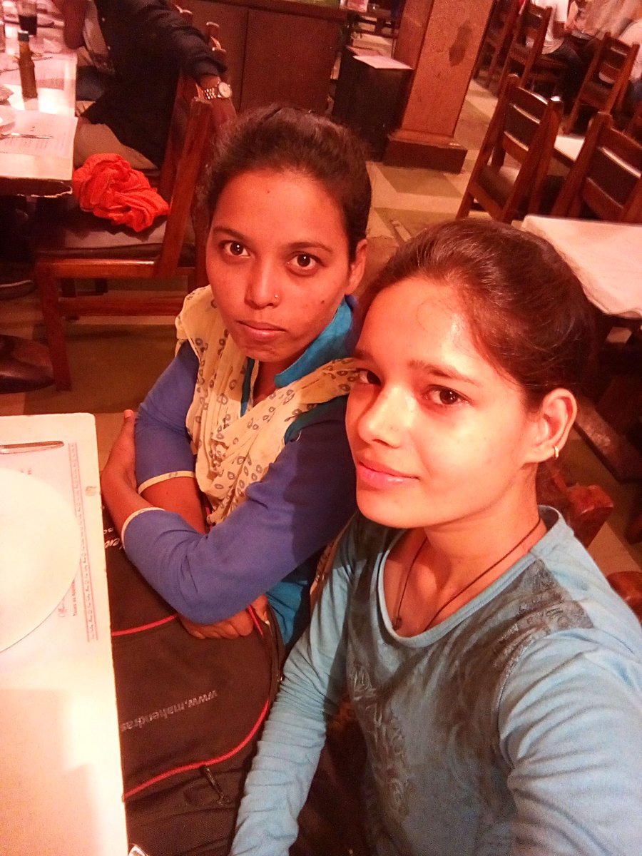 AnitaYa05853817's tweet photo. @minisoindia #Mylongweekend @minisoindia #minisoindia #miniso #Contest
TAGGING
@santoshhh000 @sandhyasinghpa3 @ThakorVaishnavi https://t.co/76kuBVzcM5