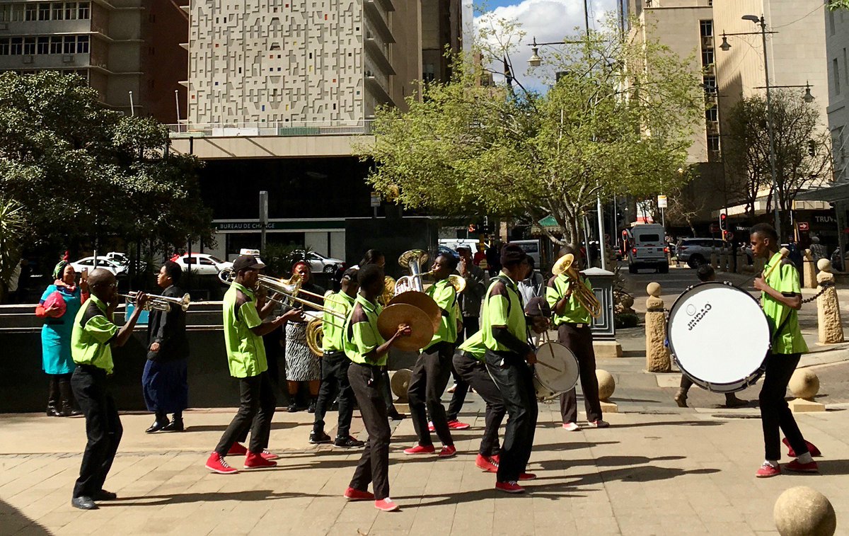 JosineJoburg's tweet photo. "We will look after the person in front of us and the person across the street, we will stop at the traffic light, we will tell our children stories, and we will lift our voices in song“ – Antony Osler #WalkTheCity #FlyingCowsofJozi #JoziSounds #SingTheCity #JoziWalks https://t.co/RmFmSUBH1T
