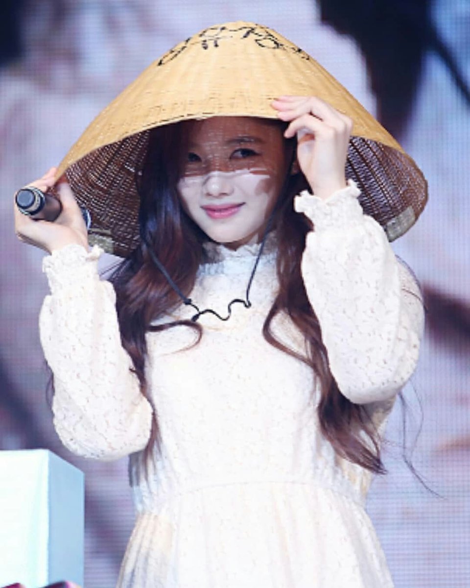 boyoopics's tweet photo. Missis this girl So Much Please Be Healthy Yoojungieeeee 
#KimYooJung #Yoojung https://t.co/C2ROADU4bP