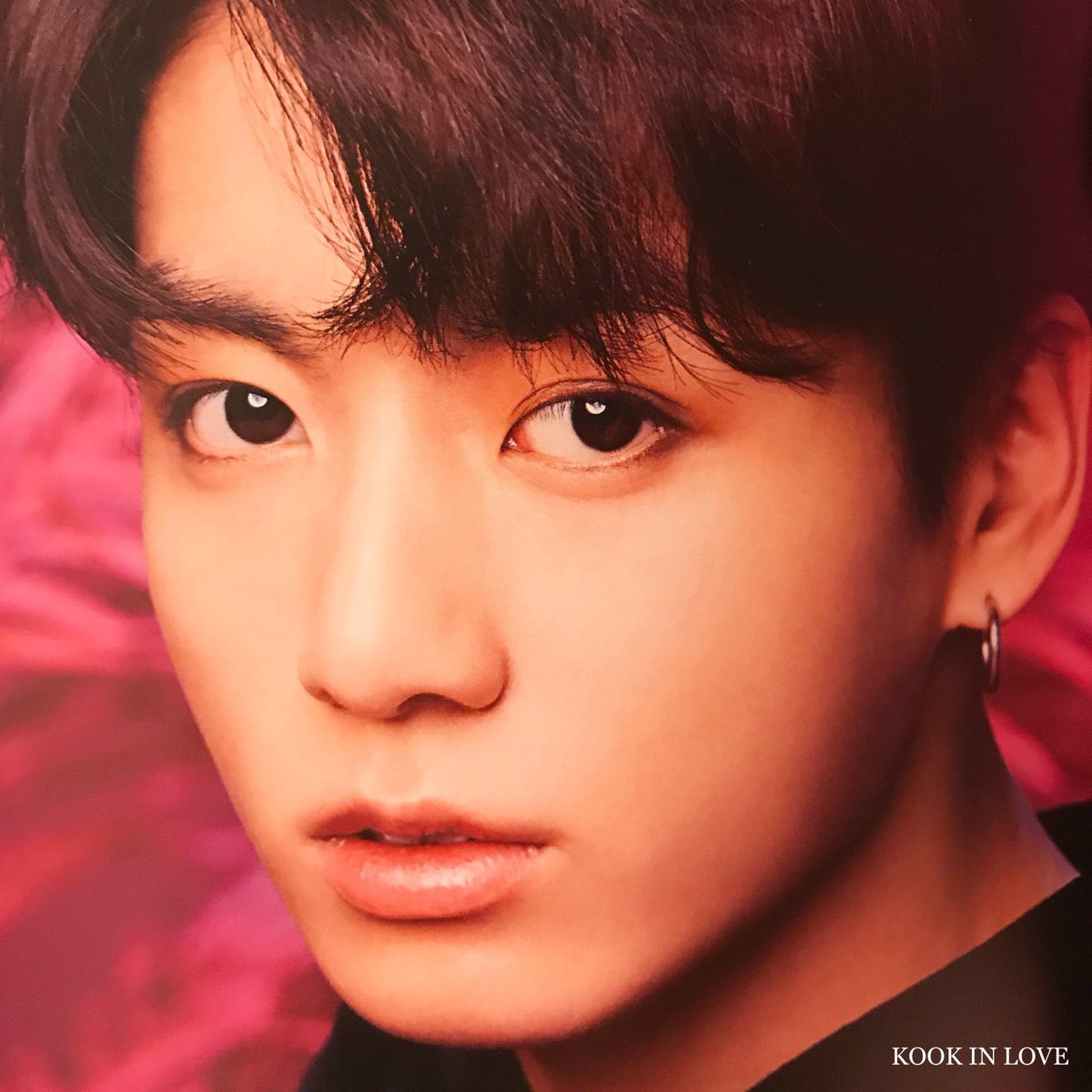 kookpiics's tweet photo. https://t.co/aLJU34SyDl