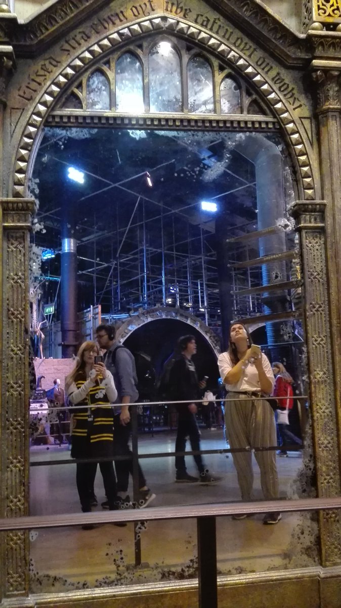 xShaiyx's tweet photo. #hpstudios https://t.co/RfGEK3aYlb