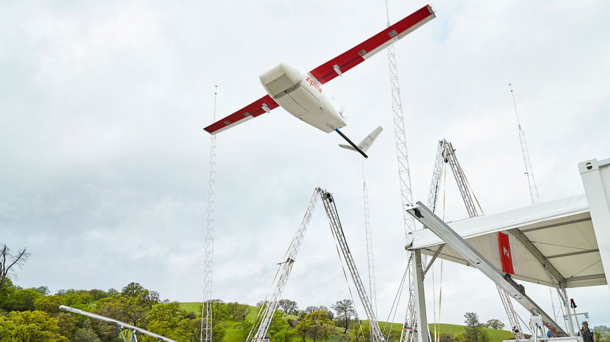 Zipline launches the world’s fastest commercial delivery drone.
preadr.com/l/5ac3405b86c4…
<a href="/zipline/">Zipline</a> <a href="/techreviewindia/">TechnologyReview.in</a> <a href="/martingiles/">Martin Giles</a> 
#Commercial #delivery #drones #technology #Robot