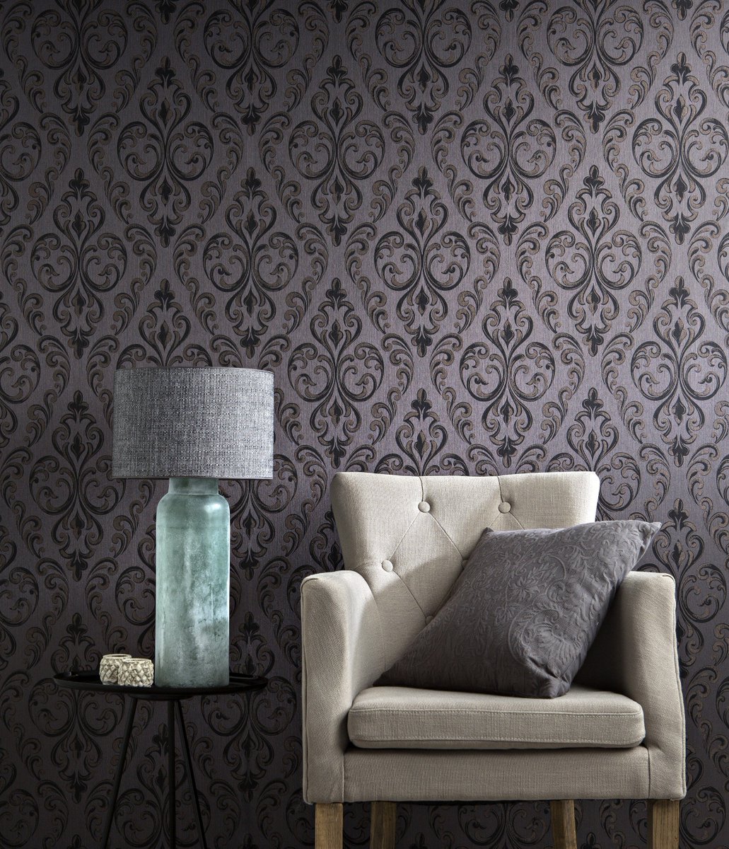 Rasch Textil markasının klasik duvar kağıdı koleksiyonu "Nubia" ile, lüks ve stil sahibi mekanlar yaratın...
hannahome.com.tr/duvar-kagidi-k…