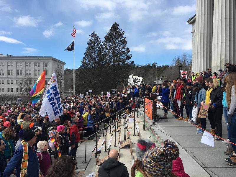 What's In Vermont's New Gun Control Bill? Your Questions Answered dlvr.it/QNH3Bt https://t.co/sopGi3cWLT