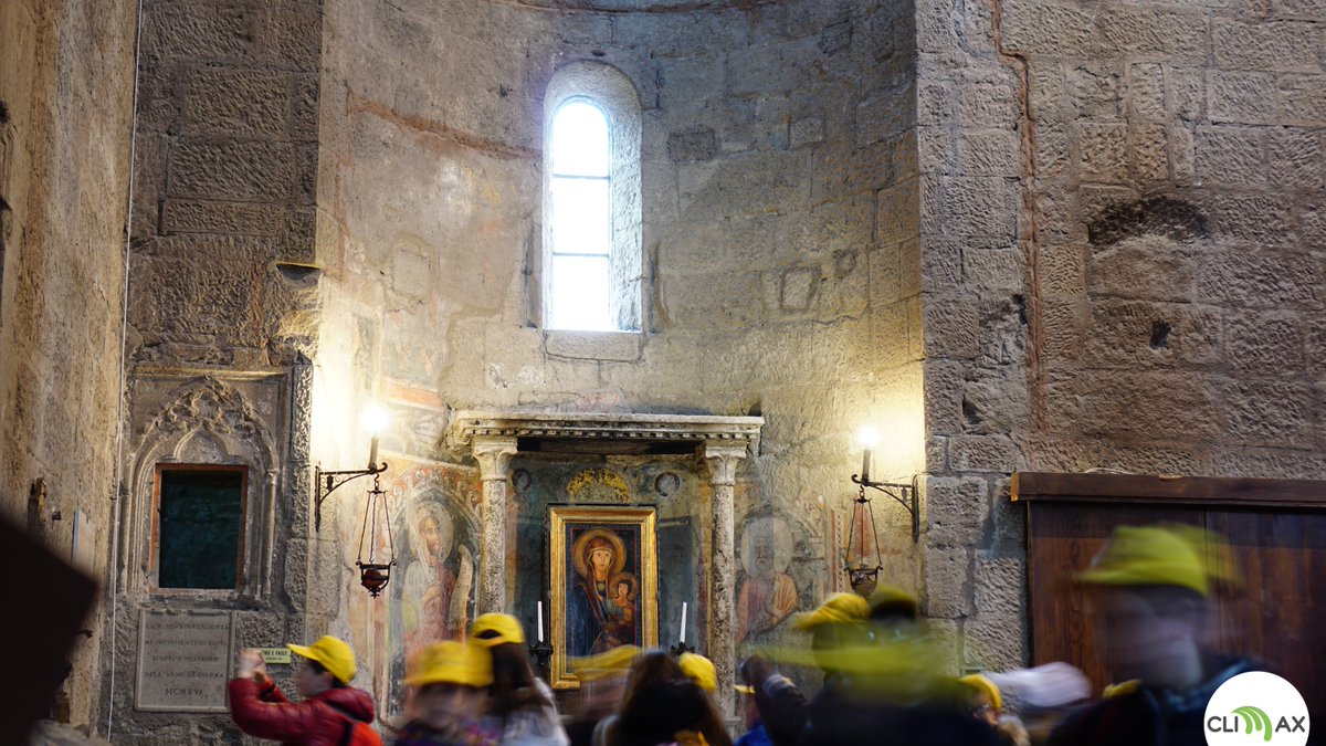 CoopClimax's tweet photo. Visita al Duomo di Viterbo. #camposcuola by #coopclimax https://t.co/TcmwqO5uE4