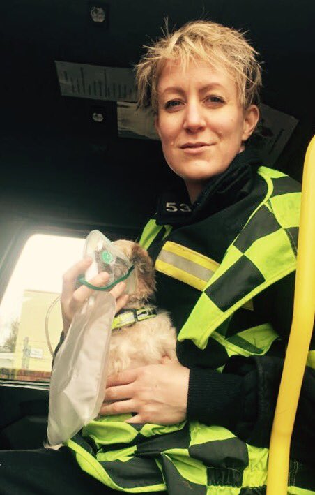 becks_bryant's tweet photo. #busycoupleofdays this tour for #redwatch @Redbridge53 @Hants_fire #RTC , afa and fitness yesterday,... PT circuit, Pumping and #housefire today. Nice #rescue of #dog by @StMarys54 followed by #O2therapy on the dog by the ECO (me!) As well as post fire cuddles! ๐ https://t.co/pjV2Db3UW9