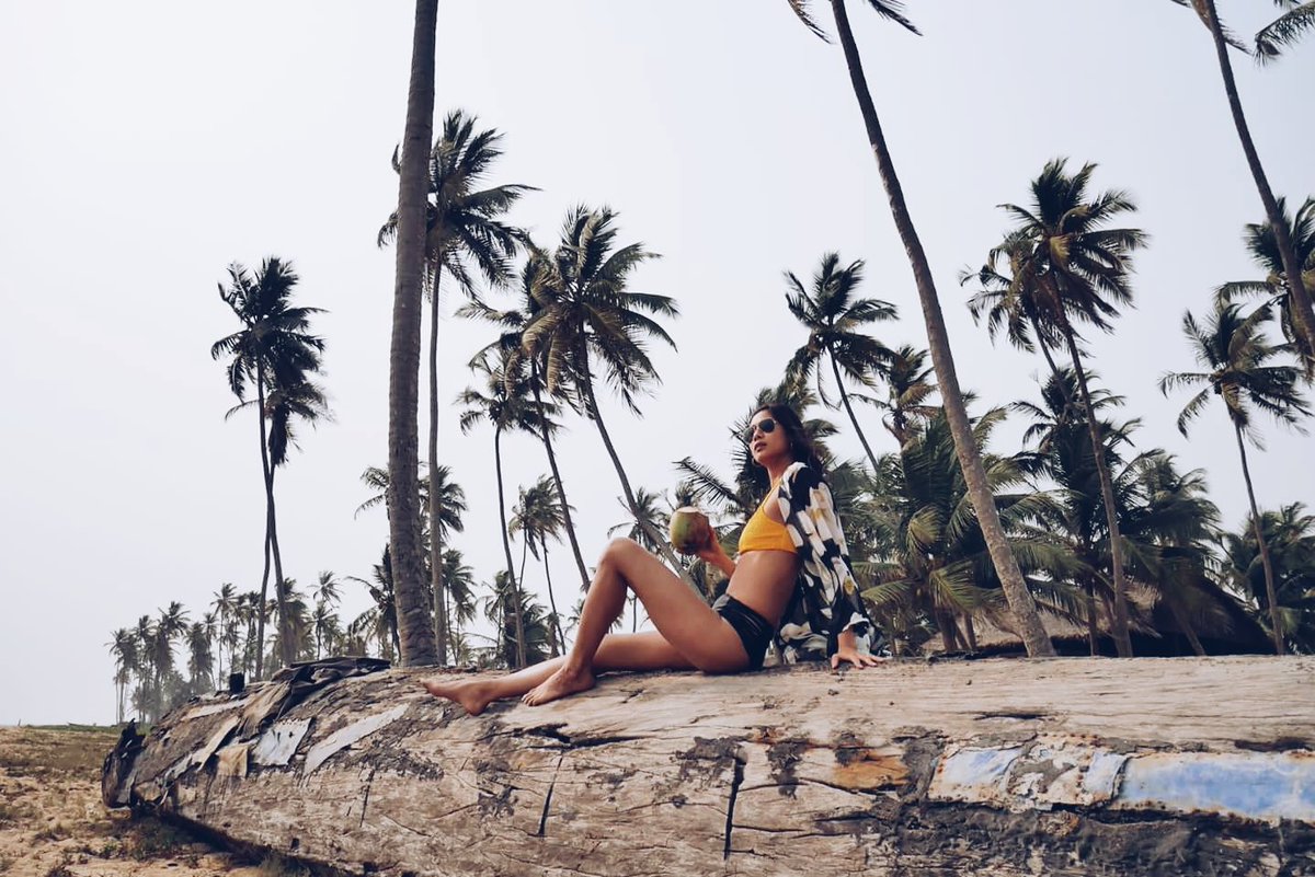 greengreendoll's tweet photo. In a tropical state of mind...dreaming of a beach vacay soon #lagos https://t.co/mbqf4dNMu1