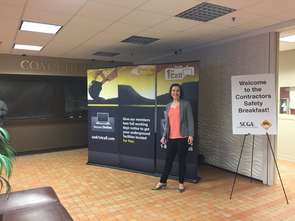 CanadianCGA's tweet photo. If you know @SaskCGA formula for their #Bestinclass Contractor Awareness / #DigSafeMonth breakfasts, pls share! Over 450 excavating contractors are in @CityofRegina today to hear about safe digging. #ClickBeforeYouDig #AprilSafeDiggingMonth https://t.co/lZ16bUvqWt