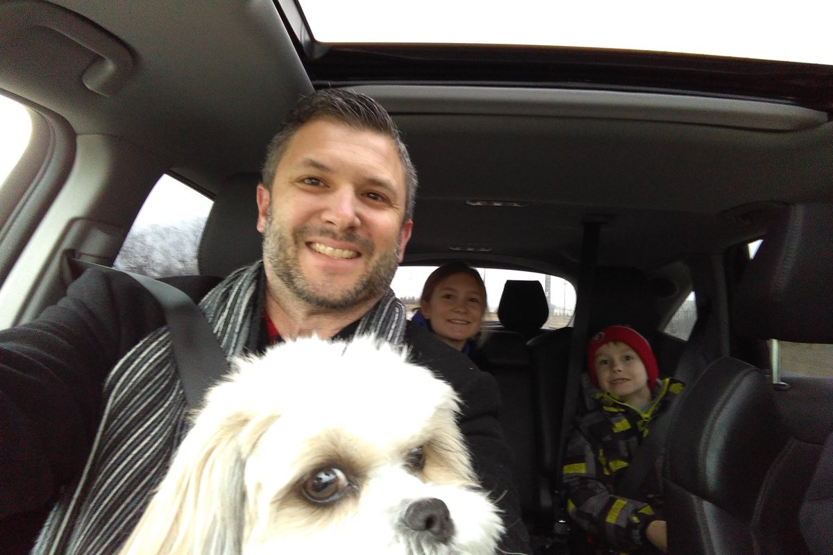 sfreiburg5's tweet photo. Hitched a ride and #carpooled with my kiddos to school and walked to the office. It's amazing the sights and sounds you pick up on when you are not disconnected from the outdoors in your vehicle. #CarbonCleanseWR #commutingweek @AETGroup @WRSusti @SustainableWat https://t.co/GJorId78Ze