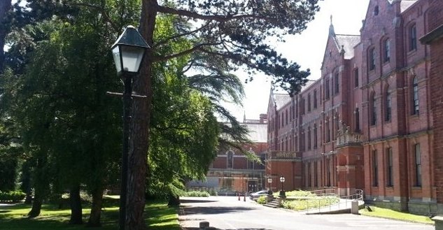 DubCham's tweet image. Member News: Thinking about undertaking an MBA? Join @SmurfitSchool at their MBA Information Evening on Tuesday 1st May where they will be showcasing their full-time &amp;amp; executive programmes buff.ly/2IqoIEz #MBAprogrammes #UCD