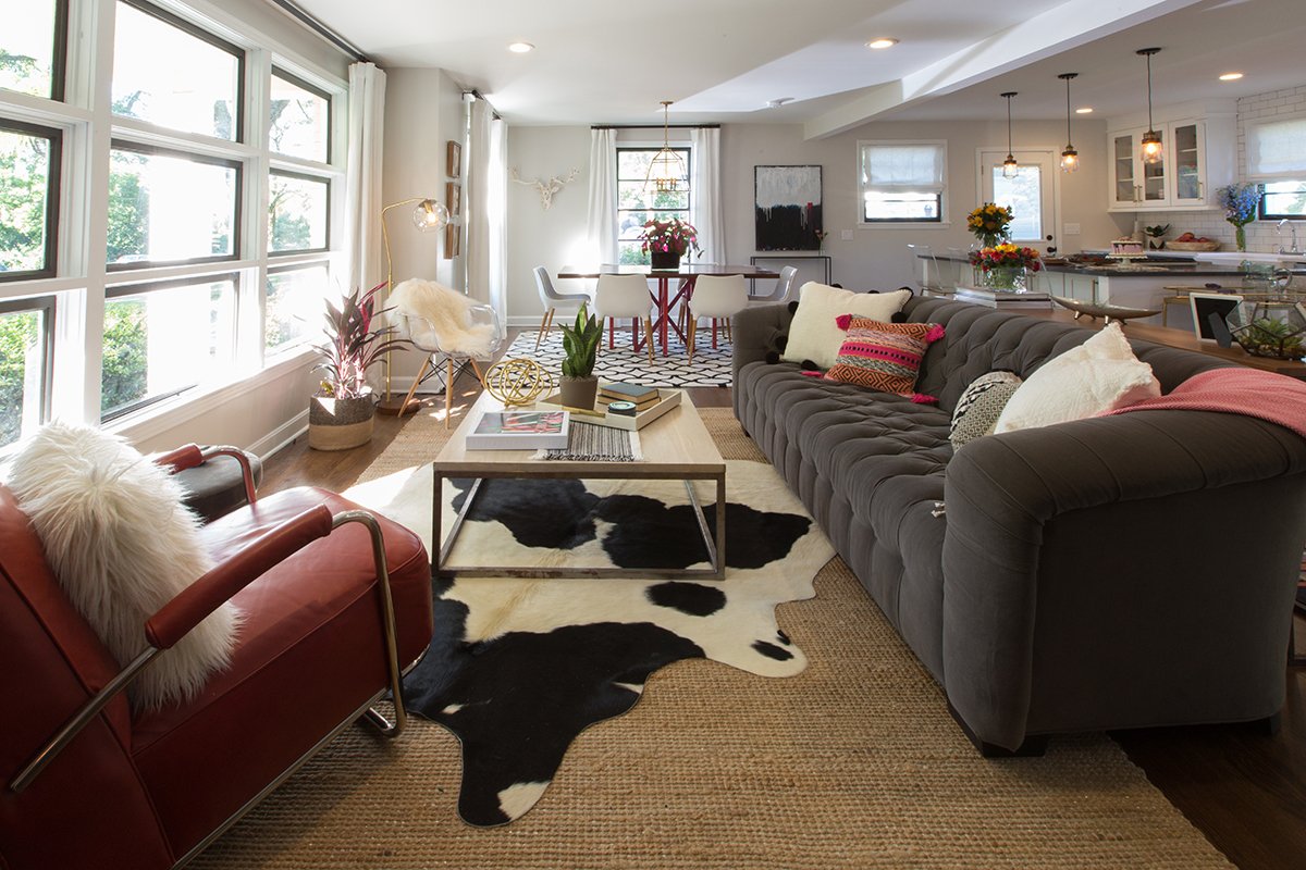 PropertyBrother's tweet photo. Feeling inspired? Check out the #PBHandbook app for products, features, and tips from last night's episode !
https://t.co/sdJSbtbe1d https://t.co/Gp7UsUx6vX