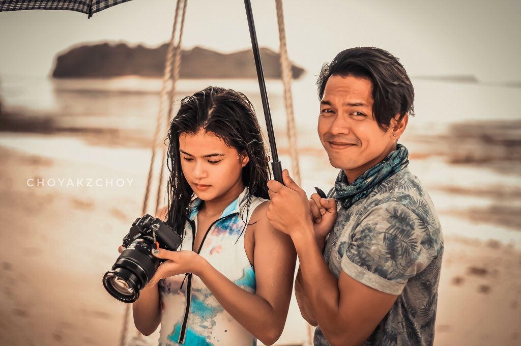 MissMarisRacal's tweet photo. Okay ppicturan ko lang ang aking hacienda, boy. @carloaquino11 https://t.co/3xlZ6p6Erq