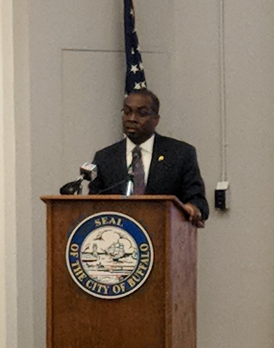 ccbuffalo's tweet photo. Mayor Byron Brown "your service is making a difference in the City of Buffalo." National Service Recognition Day. #mayorbyronbrown #nationalserviceworks #CatholicCharities  #fostergrandparentprogram https://t.co/rzTwnSH8yT