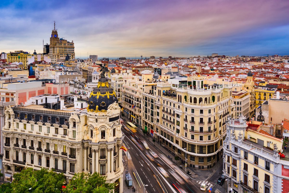 PromosaereasAR's tweet photo. Londres + Lisboa o Madrid a partir de ARS 16.753 desde Foz con regreso a Bs. As. ➜ https://t.co/4bvTOuePql https://t.co/7o8O4t73MY