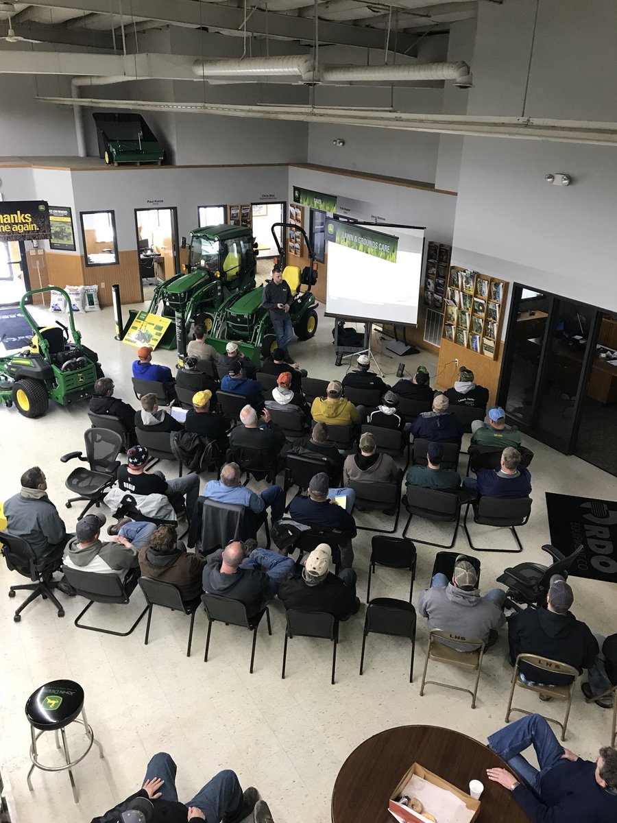 Sprayer clinic at <a href="/rdoequipment/">RDO Equipment Co.</a> Casselton #Spray18 #RDOEquipment #Deere #hagie
