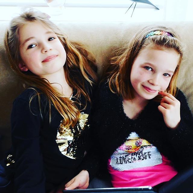 Blogbymar's tweet image. Trots op mijn meiden #fiene #floortje