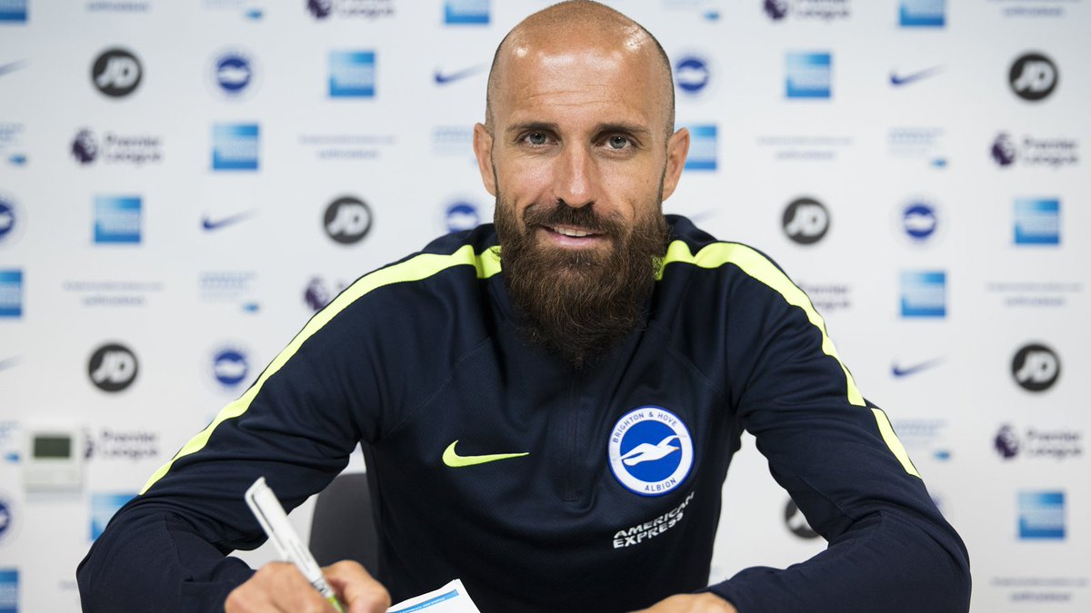 OfficialBHAFC's tweet photo. ✍🏻 BREAKING...

It's a new deal for Bruno! 🇪🇸

#BHAFC 🔵⚪️

Read ➡️ https://t.co/GMyAR7UhBm https://t.co/MV3FOx4x66