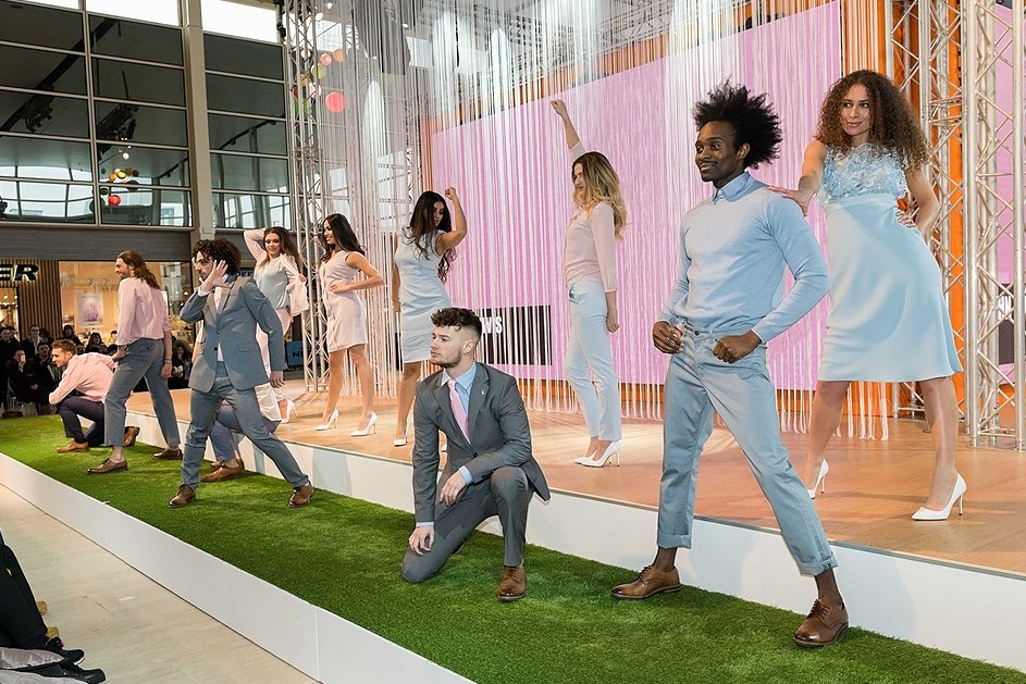 VibrationGroup's tweet image. RT xcitecm "We were back on the catwalk at #Stylefest centremk to deliver another amazing show! Thank you the fabulous event team, dancers, models and creatives for this years S/S '18 Fashion Show! "