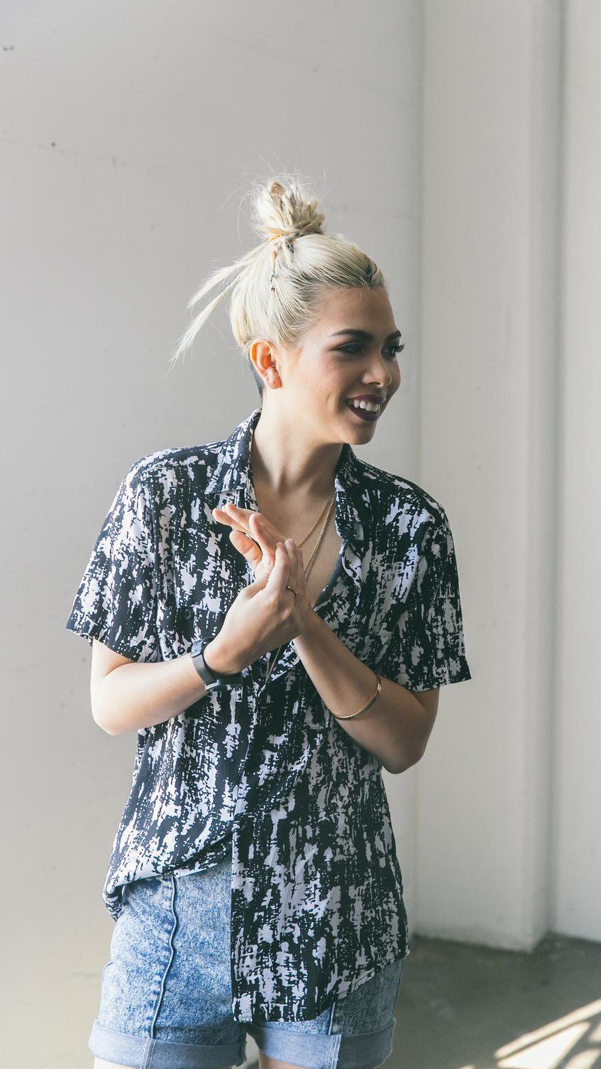 Its hayley kiyoko\s birthday today wow happy birthday to this legend 