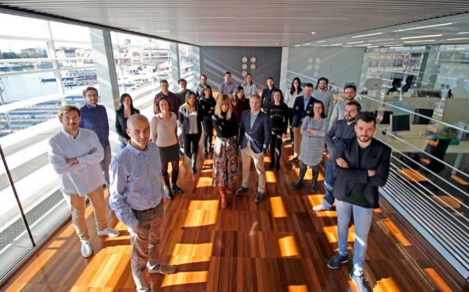 jimenezmarcoj's tweet photo. 📢 @PlayFilm_Tv ha cerrado su #ronda seed de financiación, con un capital total de 1,1 millones de euros con grandes inversores como @MarcosdeQuinto, @angelcano50 y @zapatero_ 🔝
https://t.co/ZvL4A8f4bA https://t.co/k4KPjOZD4R