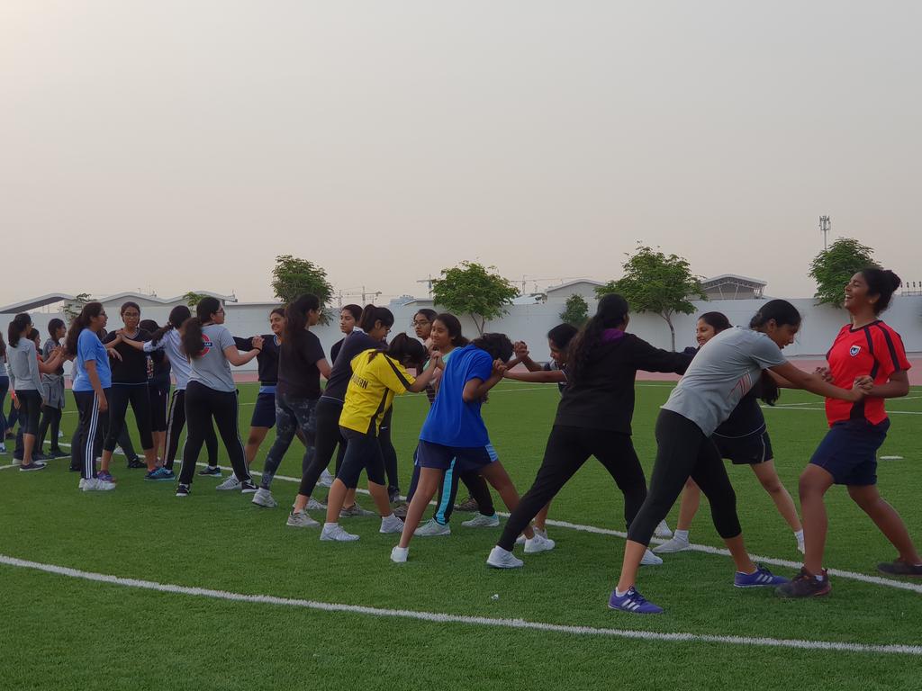 Who says you can't have fun while exercising!! Girls pair up to get fit! #Day2  Morning Conditioning #teamwork #DofEBronzetrek <a href="/KNargish/">Nargish Khambatta</a> <a href="/DxbModern/">GEMS Modern Academy</a> <a href="/AvinashSurve20/">Avinash Surve</a> <a href="/TraffordGregor1/">Trafford Gregory</a>