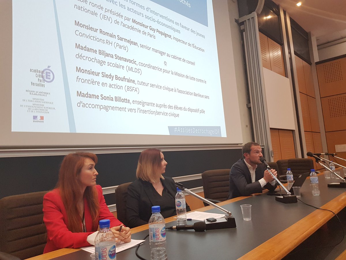 Academie_Paris's tweet photo. Formation en entreprise, mission de lutte contre le décrochage scolaire et @ServiceCivique sont des acteurs socio-économiques qui contribuent aussi à penser de nouvelles formes d'interventions en faveur des jeunes décrochés.
#AssisesDecrochageIDF https://t.co/tLRL51cbRV