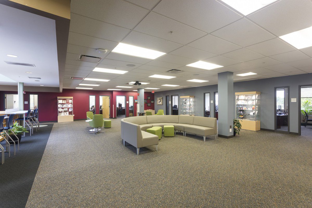 NAI_PCG_BOSTON's tweet photo. #NewToTheMarket! #ClassA #OfficeSpaces #ForLease at Omni Way in #Chelmsford, #MA. For more information visit https://t.co/tvXWm5qB7i or contact @mattquinlan50  or @Alex_Berger2 #CRE #SVN #SVNPCG https://t.co/7gxF4elUHj