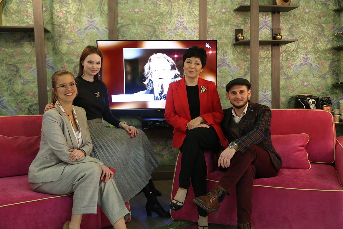 загородный дом натальи барбье. кухня игоря кириллова. интерьер от идеального ремонта. игорь кириллов идеальный ремонт 24. наташа барбье у сергея лазарева.