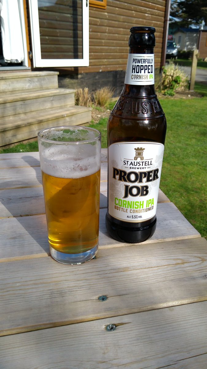 dtozer7's tweet photo. Coat is on but nice enough day for it! @StAustellBrew @theparkcornwall #mawganporth https://t.co/9M8mzYnPtE