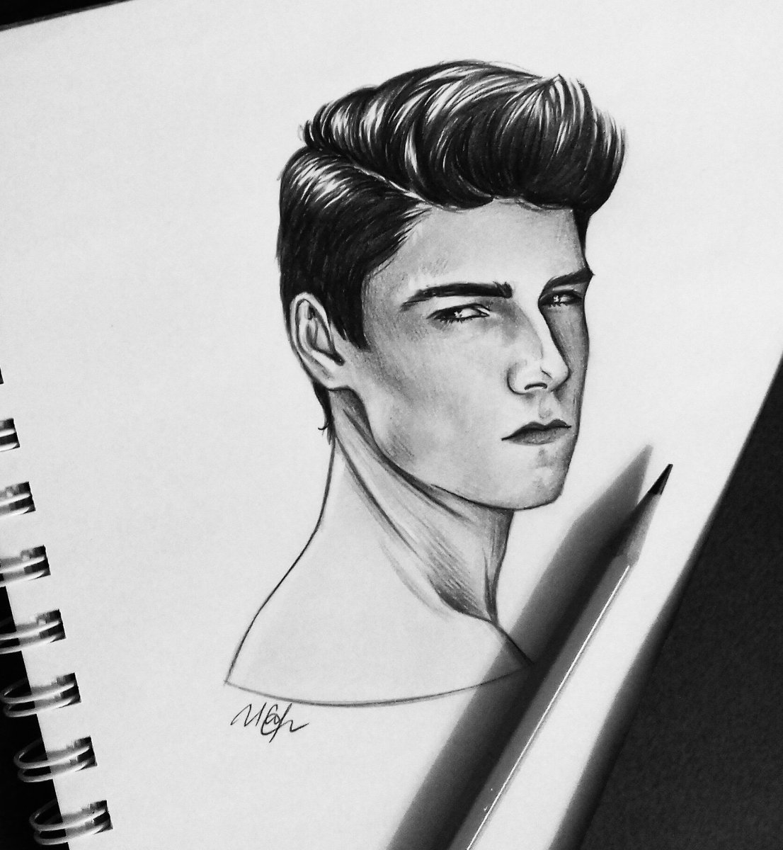 irene_bane's tweet photo. 💫😻 @rafaelmiller07 ❤😘 #RafaelMiller #RafMiller #FanArt #art #sketch #sketchbook https://t.co/fjlK54rrSd