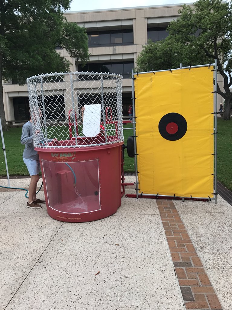utsalowhoop's tweet photo. Setting up dunk tank! Come by the MH Today! https://t.co/SiSCvo5v2R