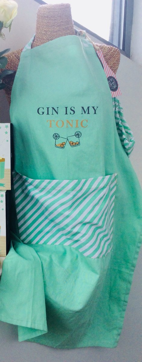 garlofllandaff's tweet photo. Do you know someone who likes gin? #containergroupbuying #parlane #gin #gingames https://t.co/gehUvKJdmp