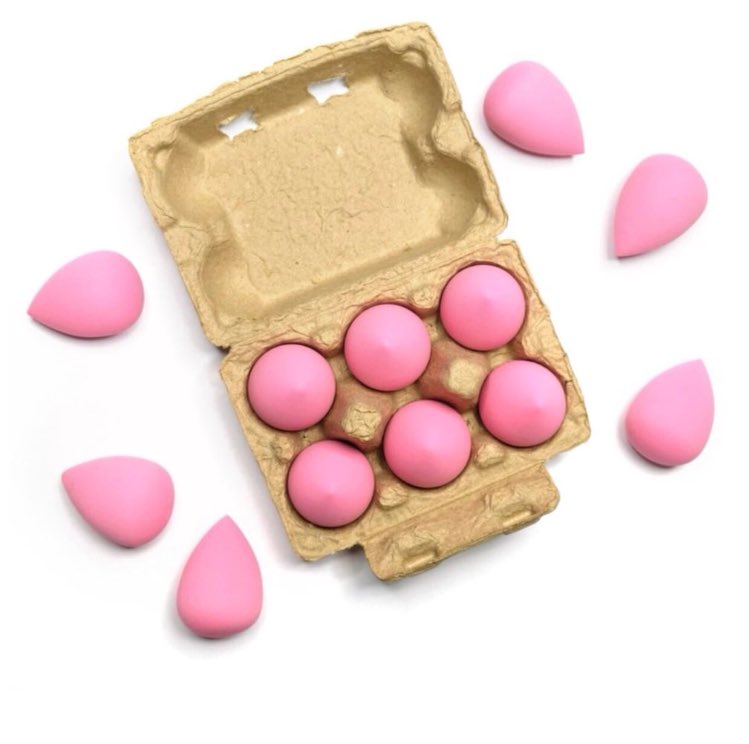 makeupgirlies's tweet image. rt to win: beauty bakerie blending eggs ✨

must be following me &amp;amp; @GlamourGoalsxo